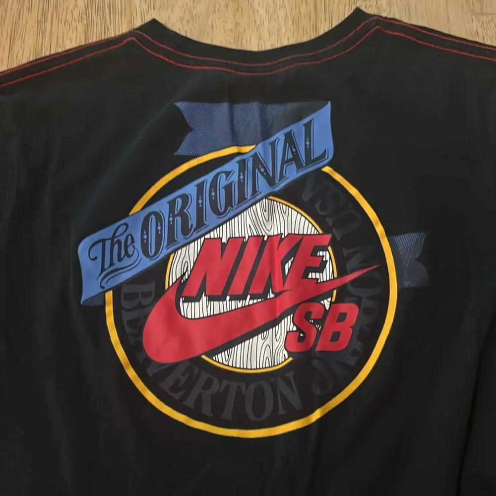 Nike sb tee